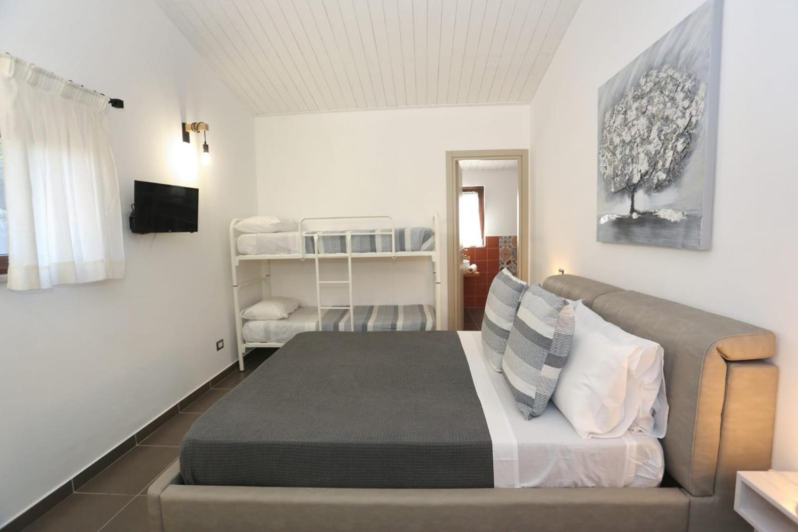 Alpaca Etna Rooms Da Mariagiovanna Лингуаглоса Екстериор снимка